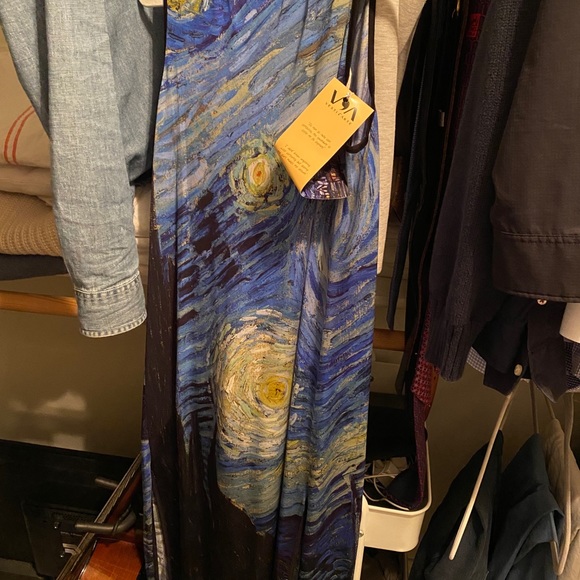 Viscose dress with starry nights print - Picture 1 of 3